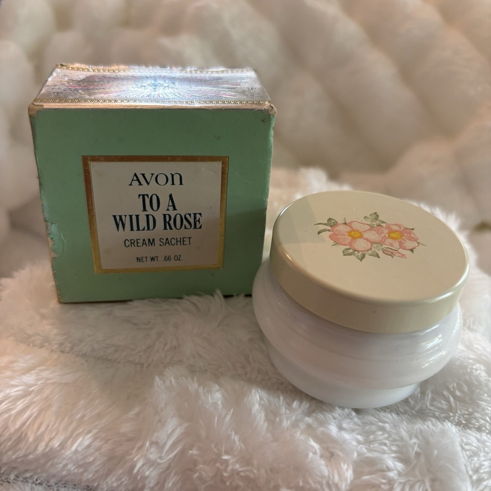Vintage Avon To A Wild Rose Cream Sachet‎ Miniature Jar With Box